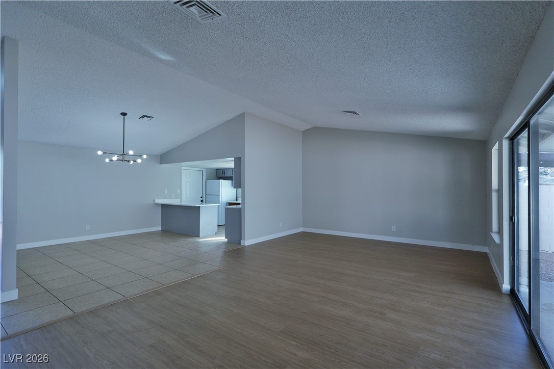 208 Roland Wiley Road Las Vegas, NV 89145 - Photo 9 of 26 Gallery Image 9