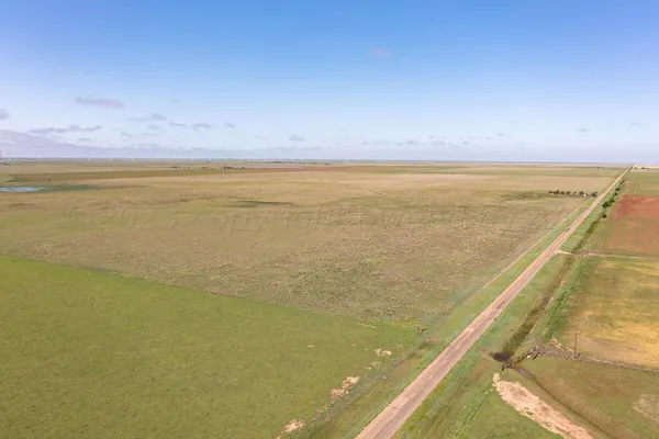 $670,700 | 176.5 Ac Fm 1705 Canyon, Happy, TX 79042