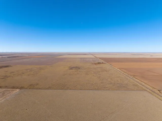 $670,700 | 176.5 Ac Fm 1705 Canyon, Happy, TX 79042