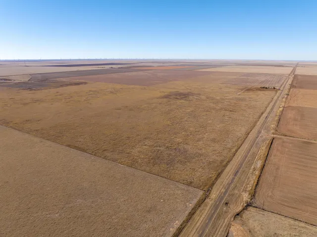 $670,700 | 176.5 Ac Fm 1705 Canyon, Happy, TX 79042