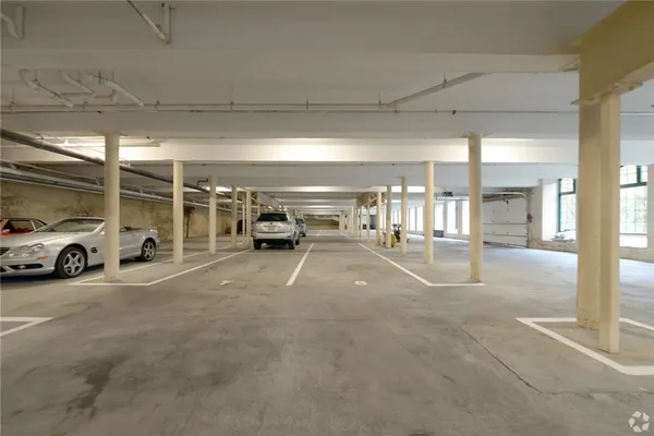 $2,725 | 75 Pocasset Street, Unit 133, Johnston, RI 02919