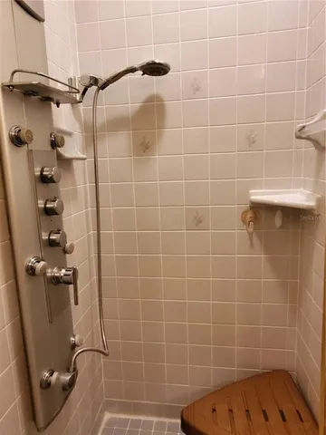 $1,800 | 403 Finchley Court, Unit B, Sun City Center, FL 33573