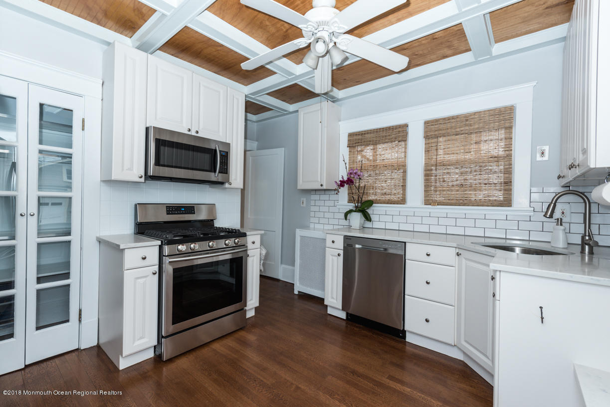 280 River Road Red Bank, NJ 07701 - Photo 11 of 21 DSC_2258