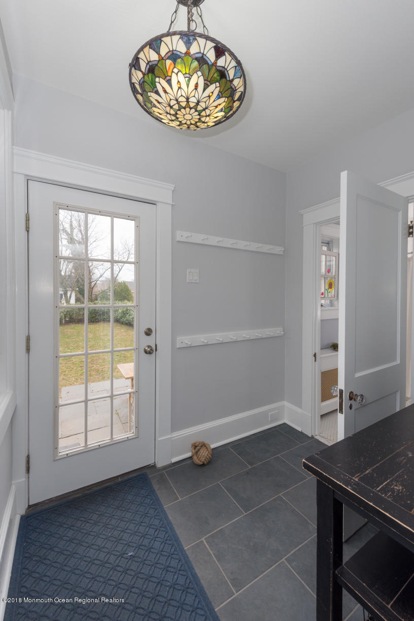 280 River Road Red Bank, NJ 07701 - Photo 14 of 21 DSC_2267