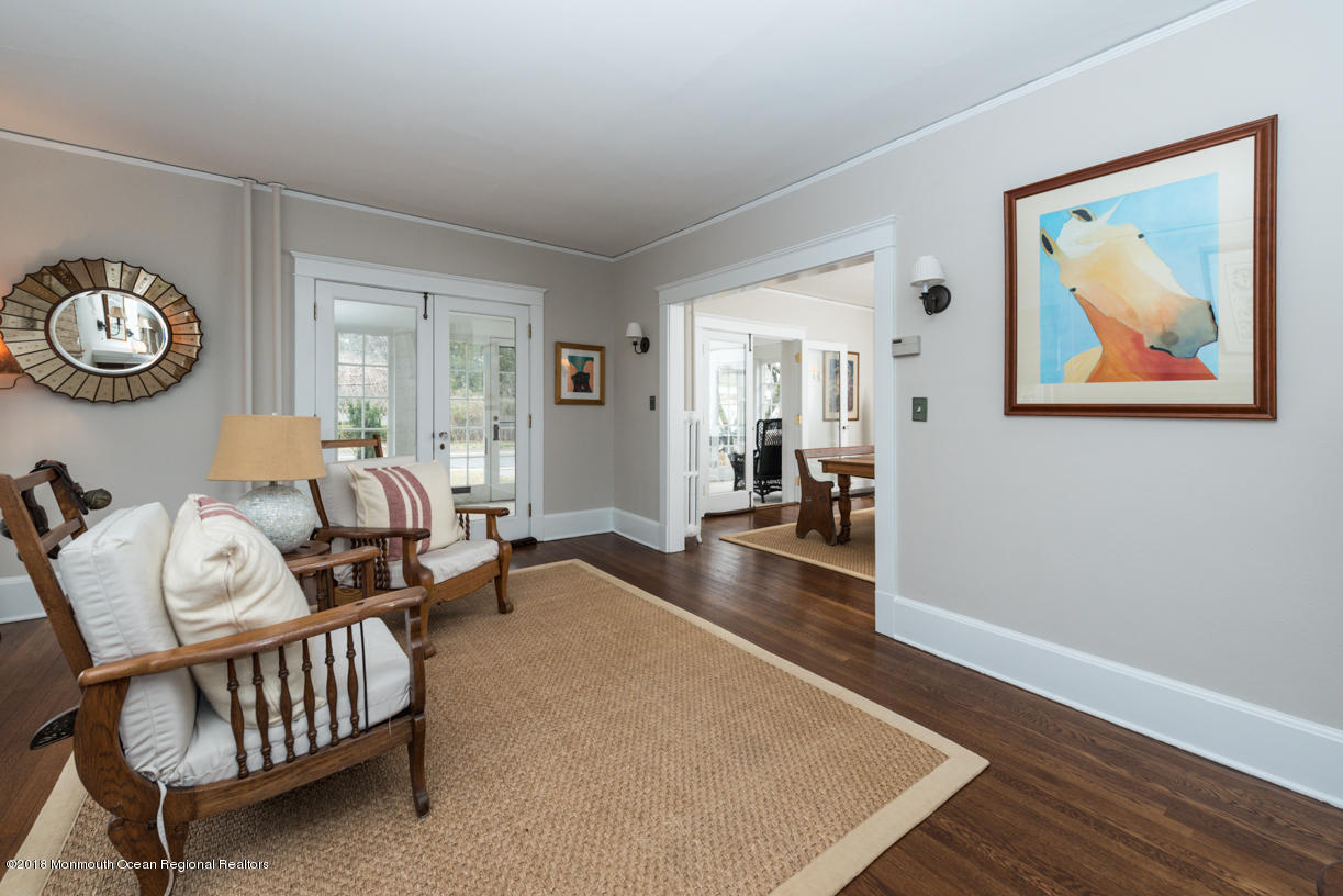 280 River Road Red Bank, NJ 07701 - Photo 7 of 21 DSC_2247