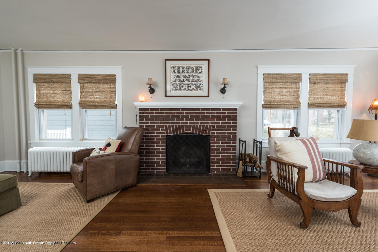 280 River Road Red Bank, NJ 07701 - Photo 8 of 21 DSC_2249
