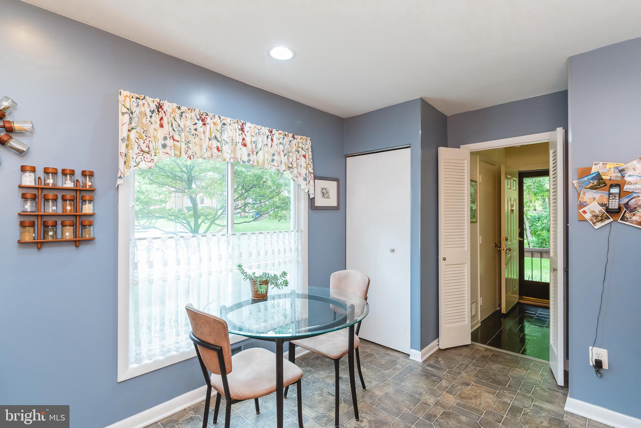 23 Strabane Court Baltimore, MD 21234 - Photo 12 of 39 PLENTY OF TABLE SPACE