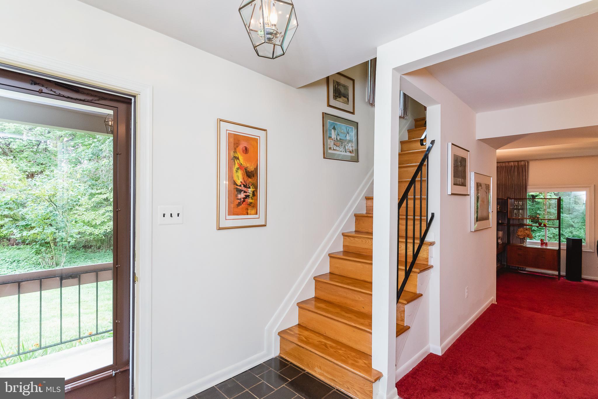 23 Strabane Court Baltimore, MD 21234 - Photo 3 of 39 GRAND ENTRANCE
