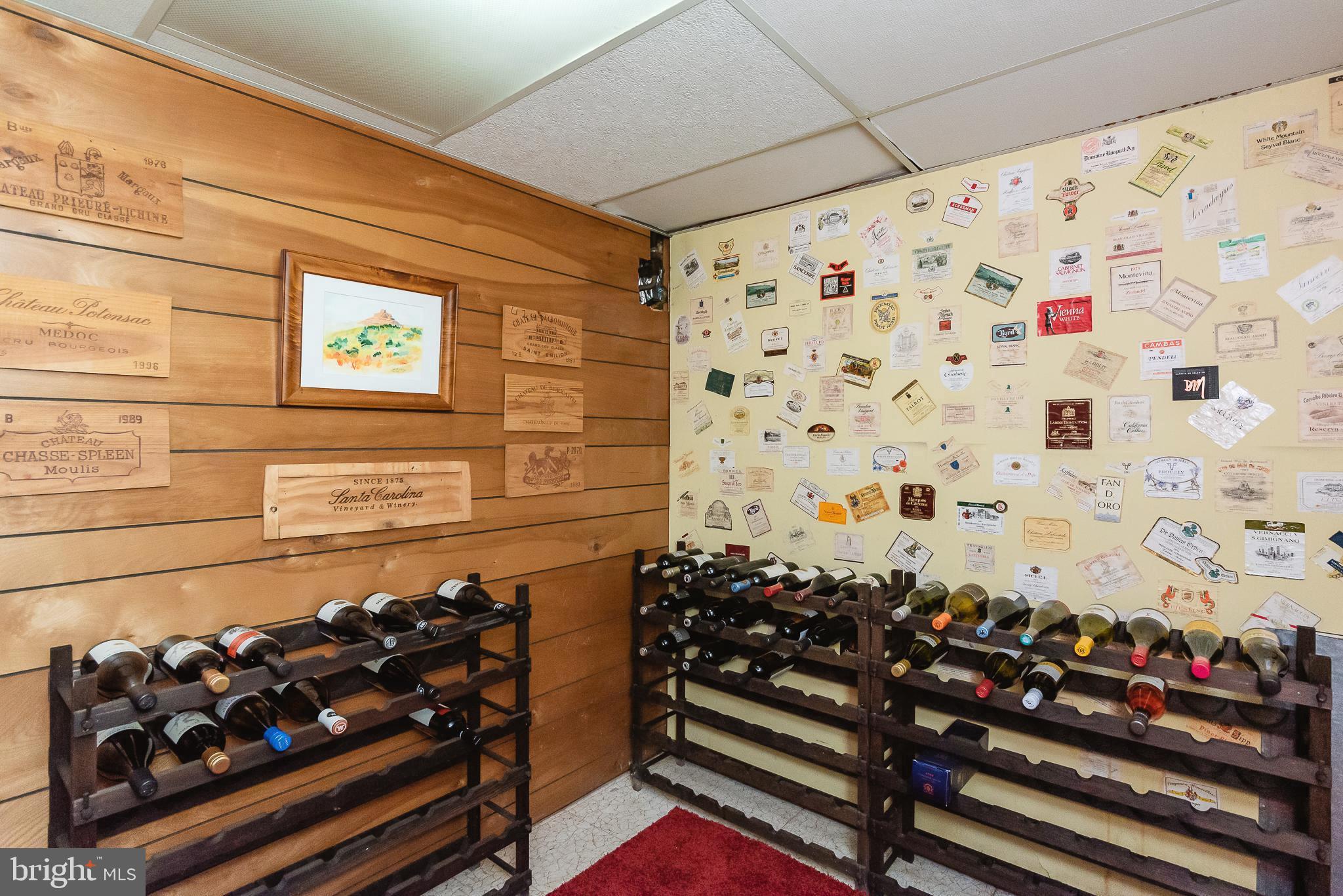 23 Strabane Court Baltimore, MD 21234 - Photo 25 of 39 WINE & DINE!! BONUS ROOM IN LL