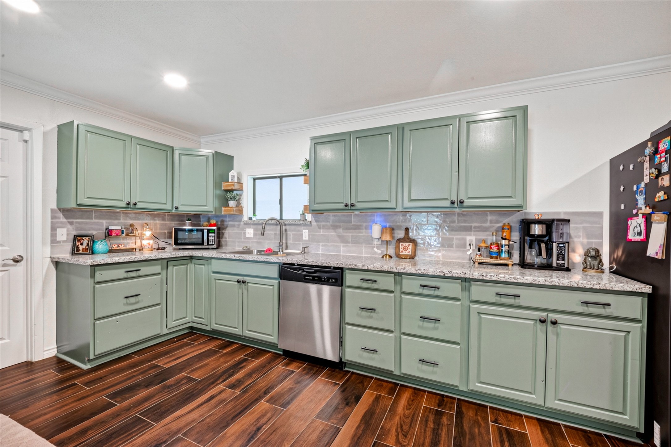 10263 Old Orchard Road La Porte, TX 77571 - Photo 8 of 20 Gallery Image 8