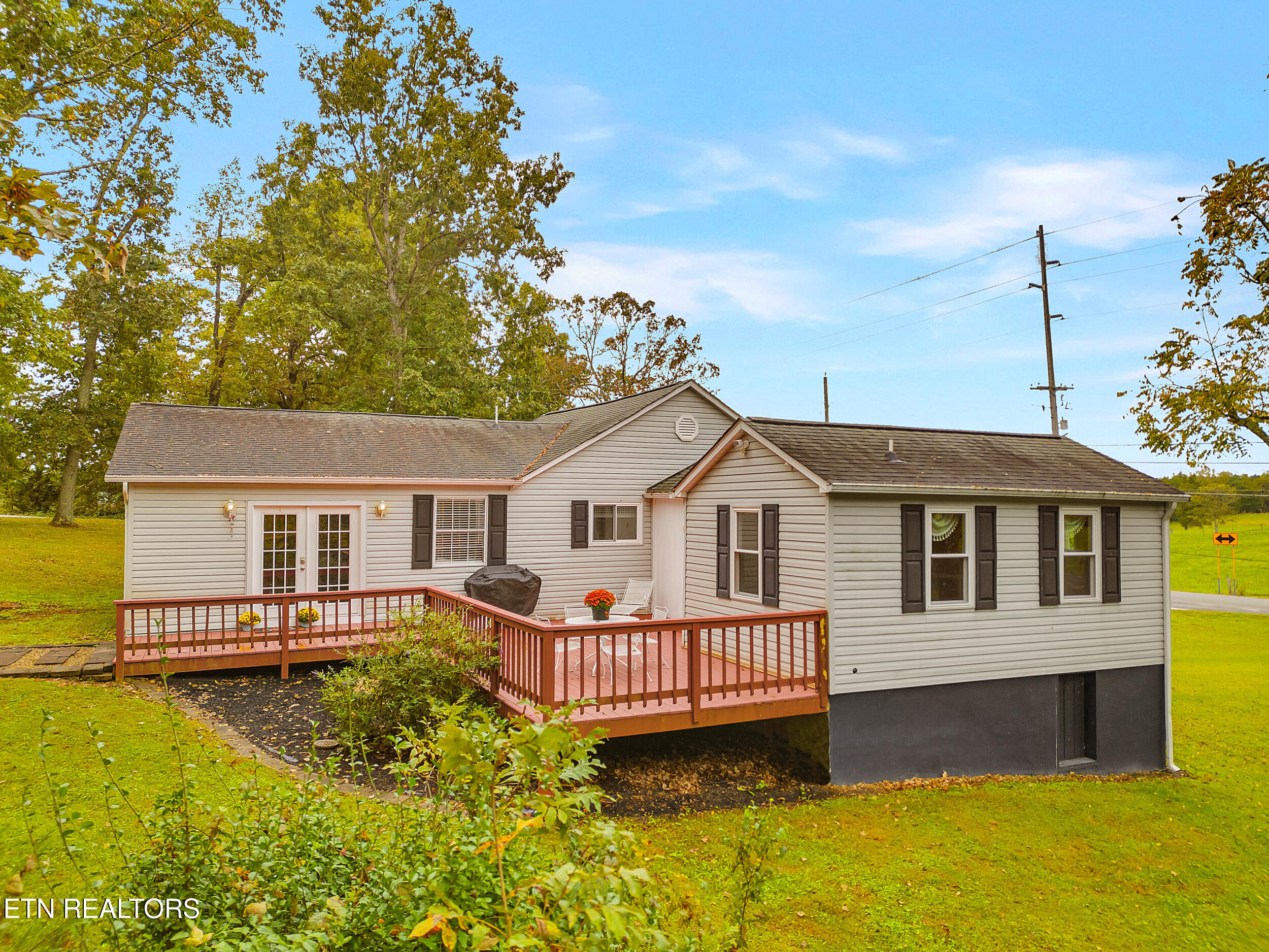 9102 Washington Pike Corryton, TN 37721 - Photo 33 of 46 37_07