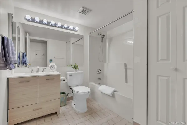 $415,000 | 17 Bayberry Drive, Peekskill, NY 10566