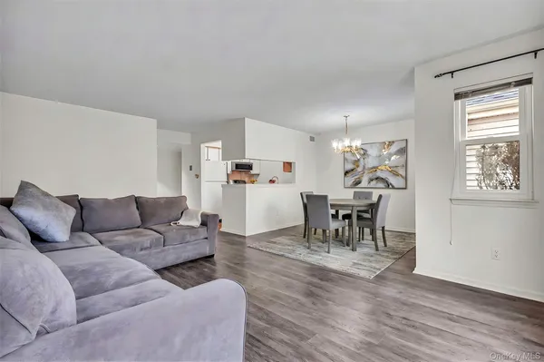 $415,000 | 17 Bayberry Drive, Peekskill, NY 10566