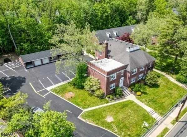 $2,450 | 495 Main Street, Unit D3, Chatham, NJ 07928