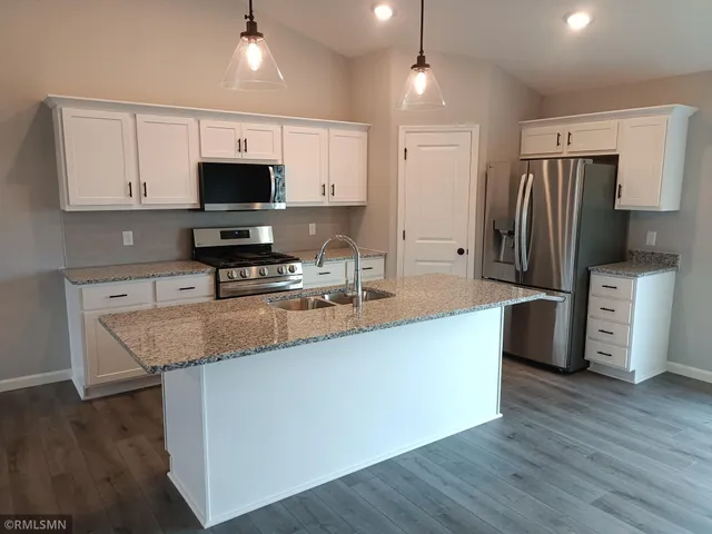 $409,900 | 1107 Otto Drive North, Delano, MN 55328