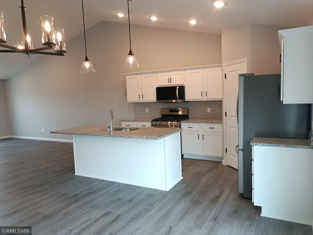 $409,900 | 1107 Otto Drive North, Delano, MN 55328