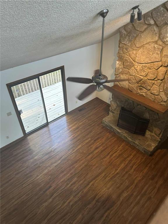 340 Farm Path Roswell, GA 30075 - Photo 4 of 19