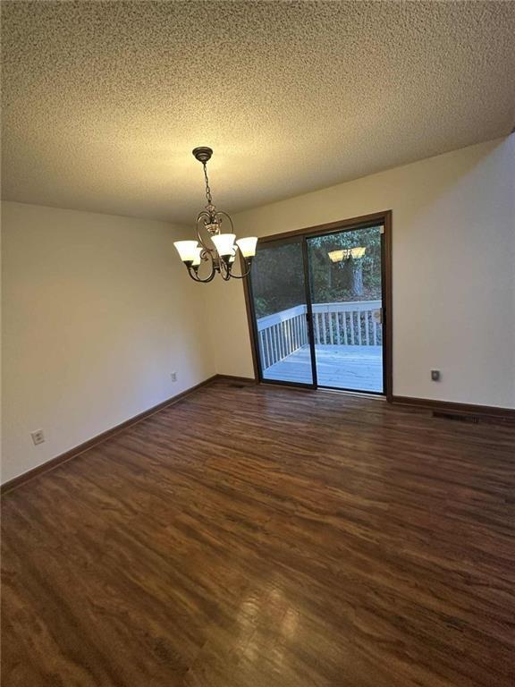 340 Farm Path Roswell, GA 30075 - Photo 6 of 19