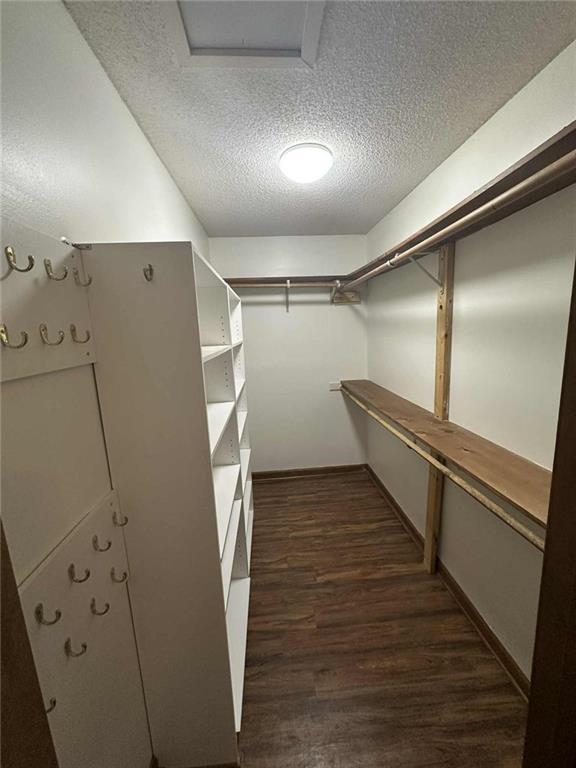 340 Farm Path Roswell, GA 30075 - Photo 9 of 19