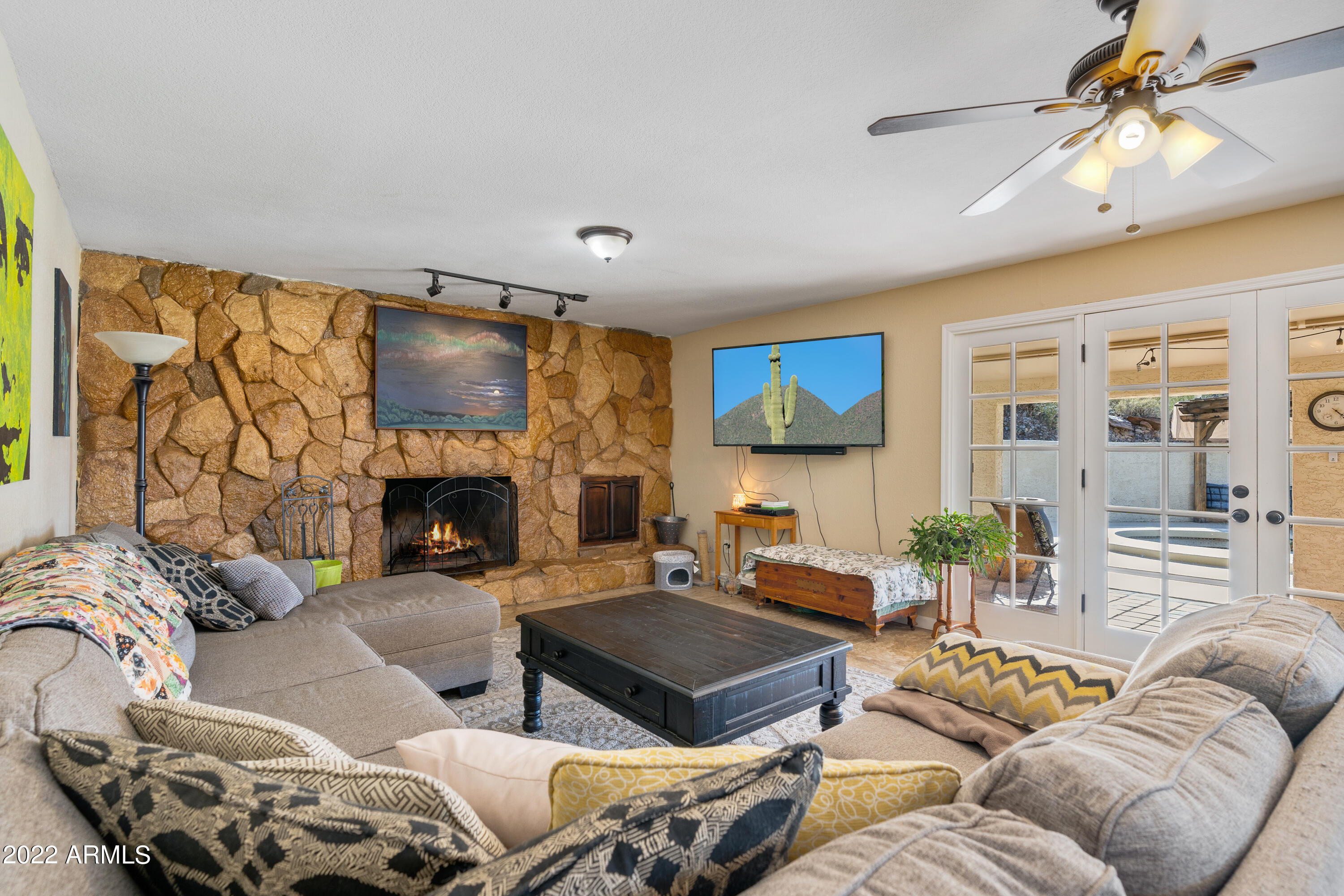 1831 West Cloud Road Phoenix, AZ 85086 - Photo 19 of 71 dsc07985-dsc07987