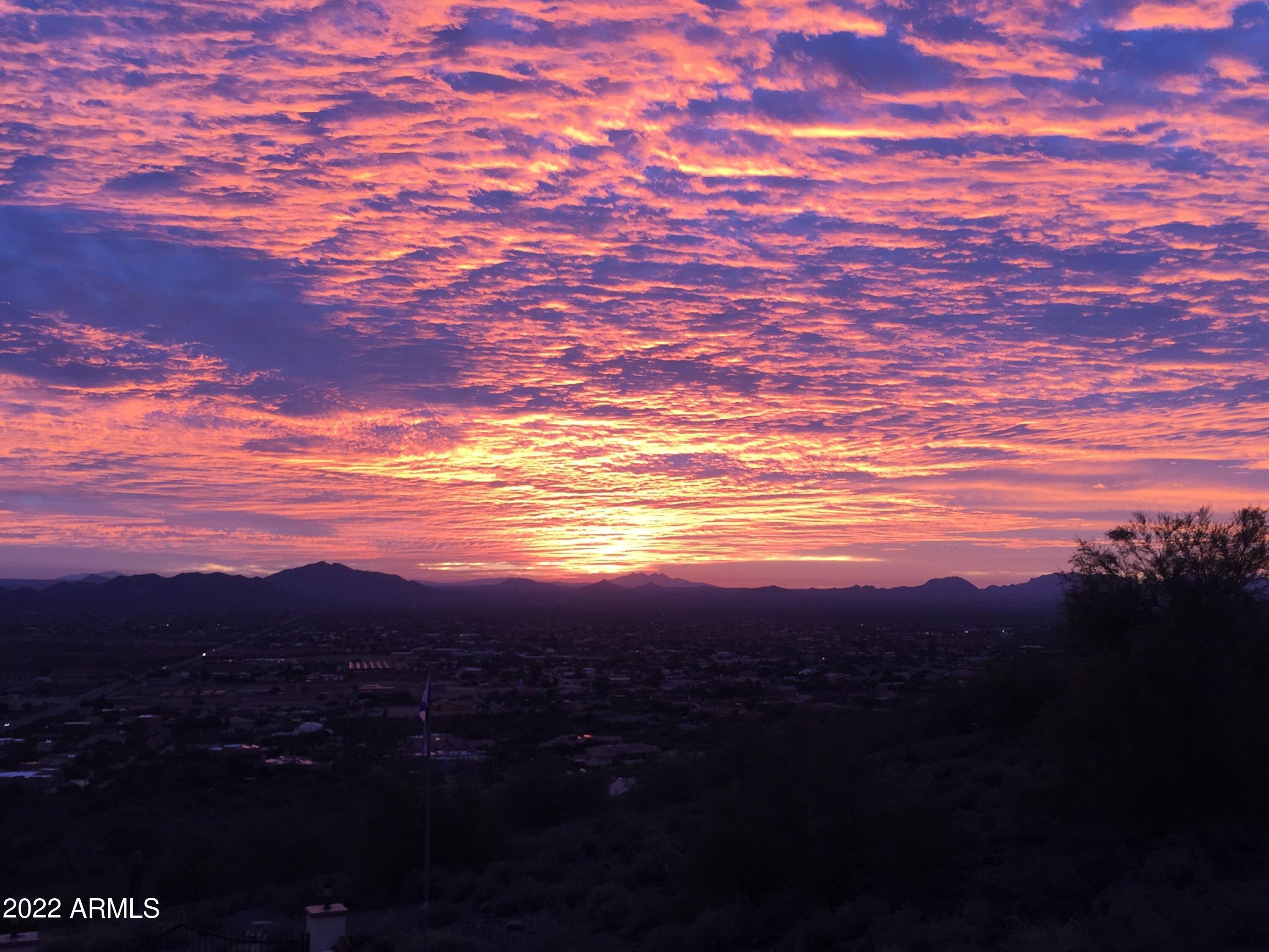 1831 West Cloud Road Phoenix, AZ 85086 - Photo 66 of 71 IMG_1295
