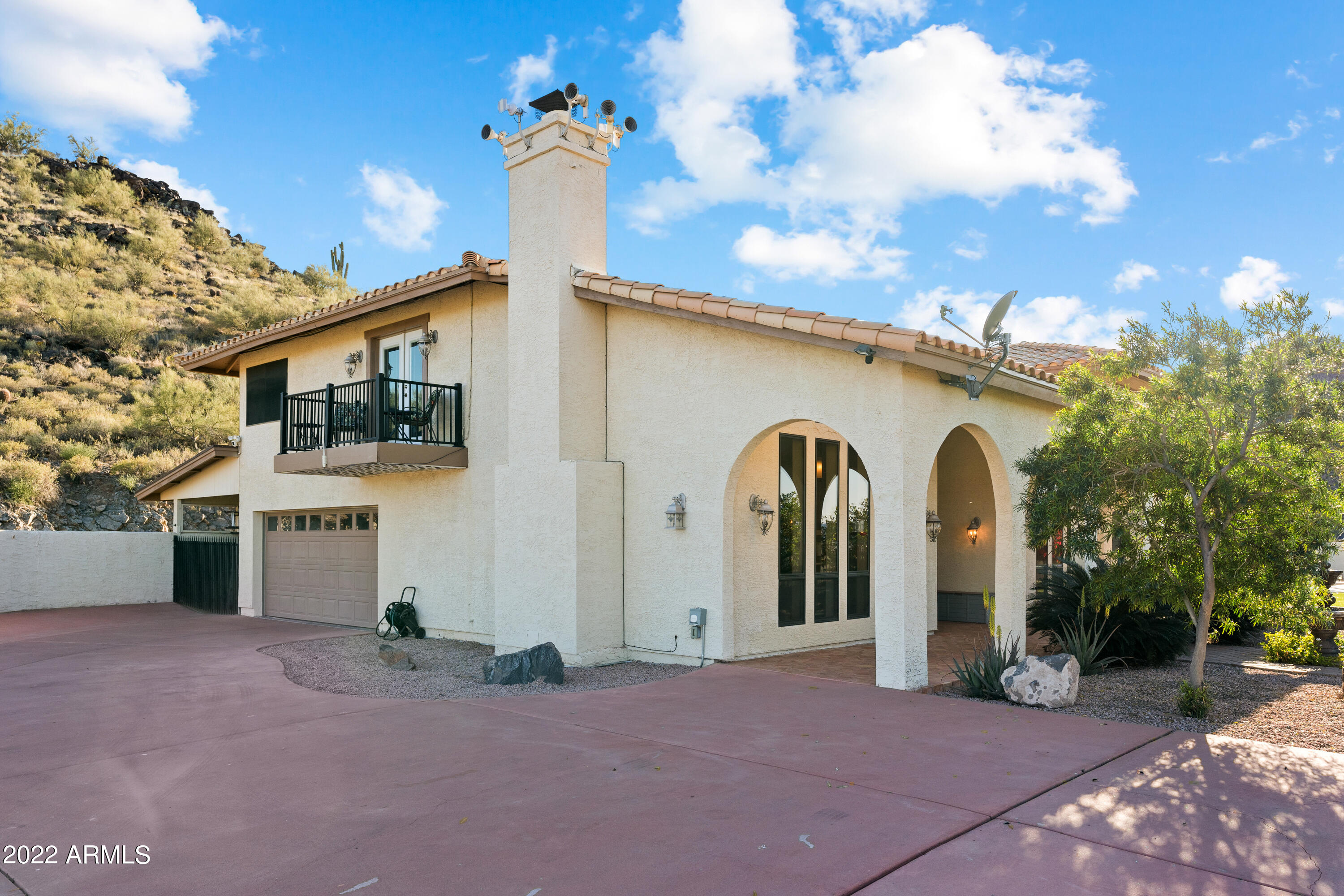 1831 West Cloud Road Phoenix, AZ 85086 - Photo 8 of 71 DSC08123