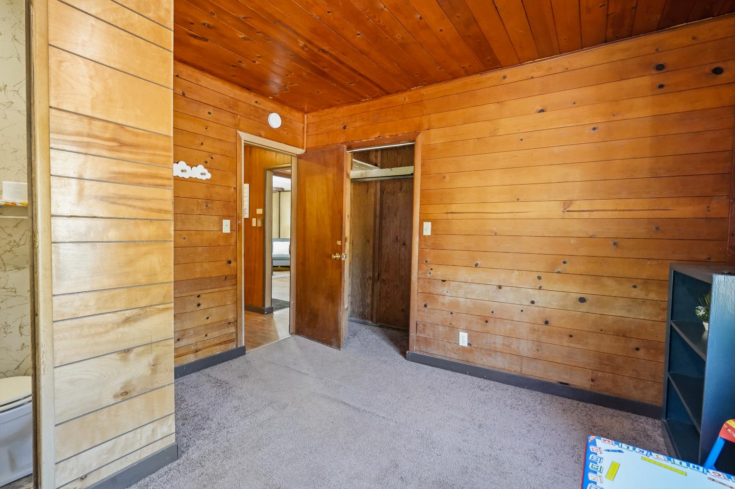 13351 Newtown Road Nevada City, CA 95959 - Photo 43 of 50 a view of an empty room
