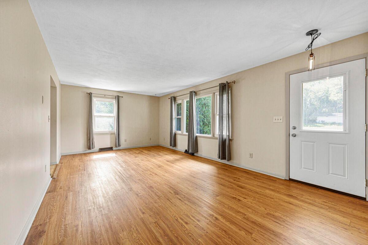 1406 Albers Path Faribault, MN 55021 - Photo 14 of 33