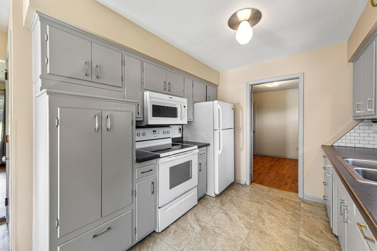 1406 Albers Path Faribault, MN 55021 - Photo 19 of 33