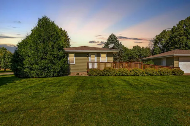 $299,000 | 1406 Albers Path, Faribault, MN 55021