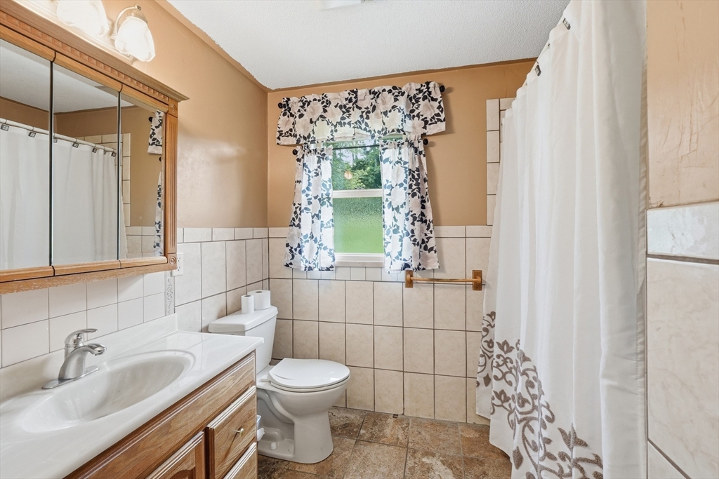 6 Old Farm Road Spencer, MA 01562 - Photo 23 of 24