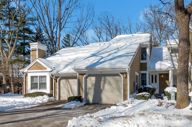 $575,000 | 21 Stone Run Road, Bedminster, NJ 07921