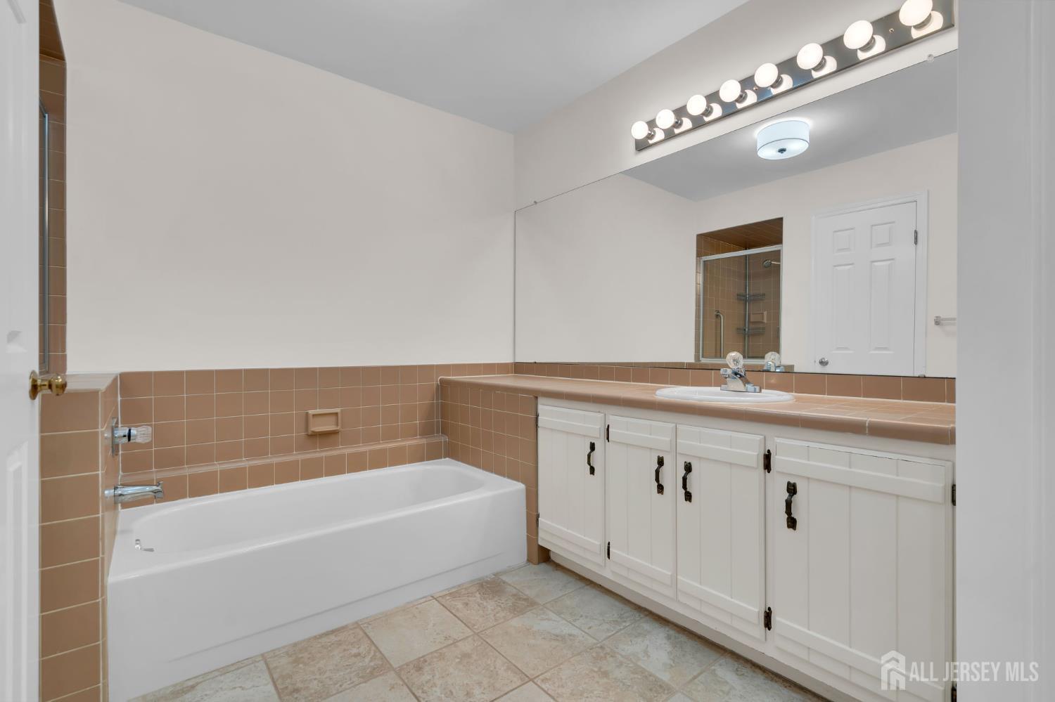 21 Stone Run Road Bedminster, NJ 07921 - Photo 19 of 31