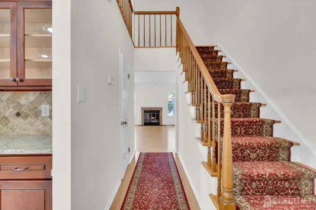 $575,000 | 21 Stone Run Road, Bedminster, NJ 07921