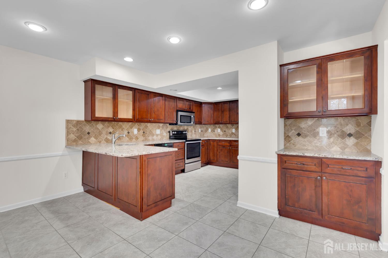 21 Stone Run Road Bedminster, NJ 07921 - Photo 8 of 31