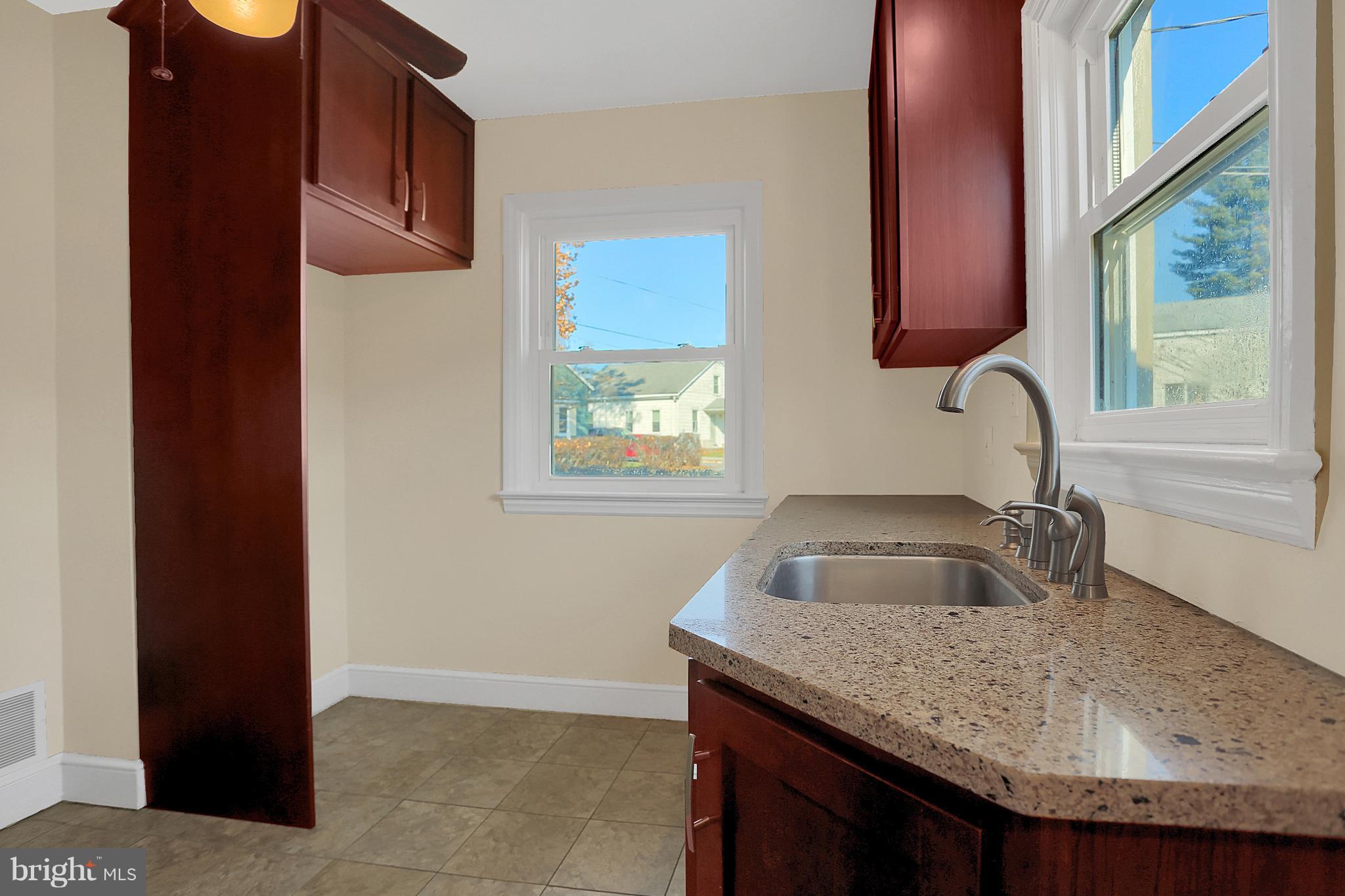 570 Fairfax Road York, PA 17404 - Photo 16 of 32 Gallery Image 16