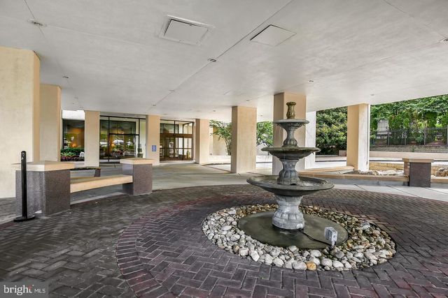 $560,000 | 4515 Willard Avenue, Unit 1210S, Chevy Chase, MD 20815