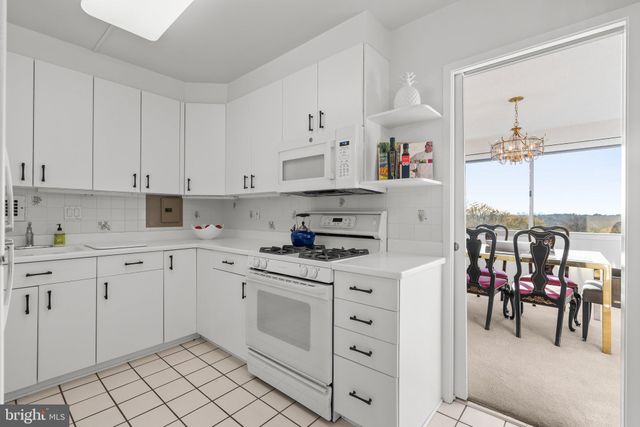 $560,000 | 4515 Willard Avenue, Unit 1210S, Chevy Chase, MD 20815