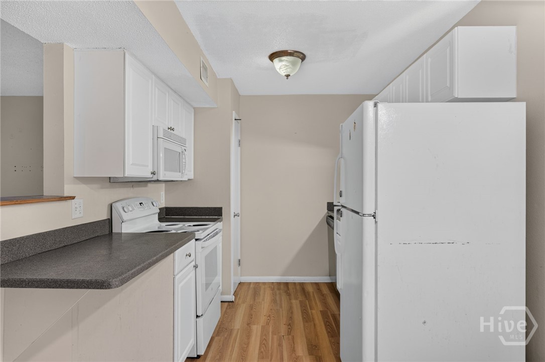 401 North Cromwell Road, Unit R8 Savannah, GA 31410 - Photo 31 of 53 Gallery Image 31