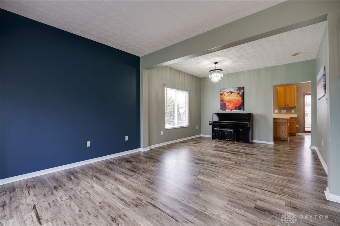 135 Farmridge Road Springboro, OH 45066 - Photo 7 of 38