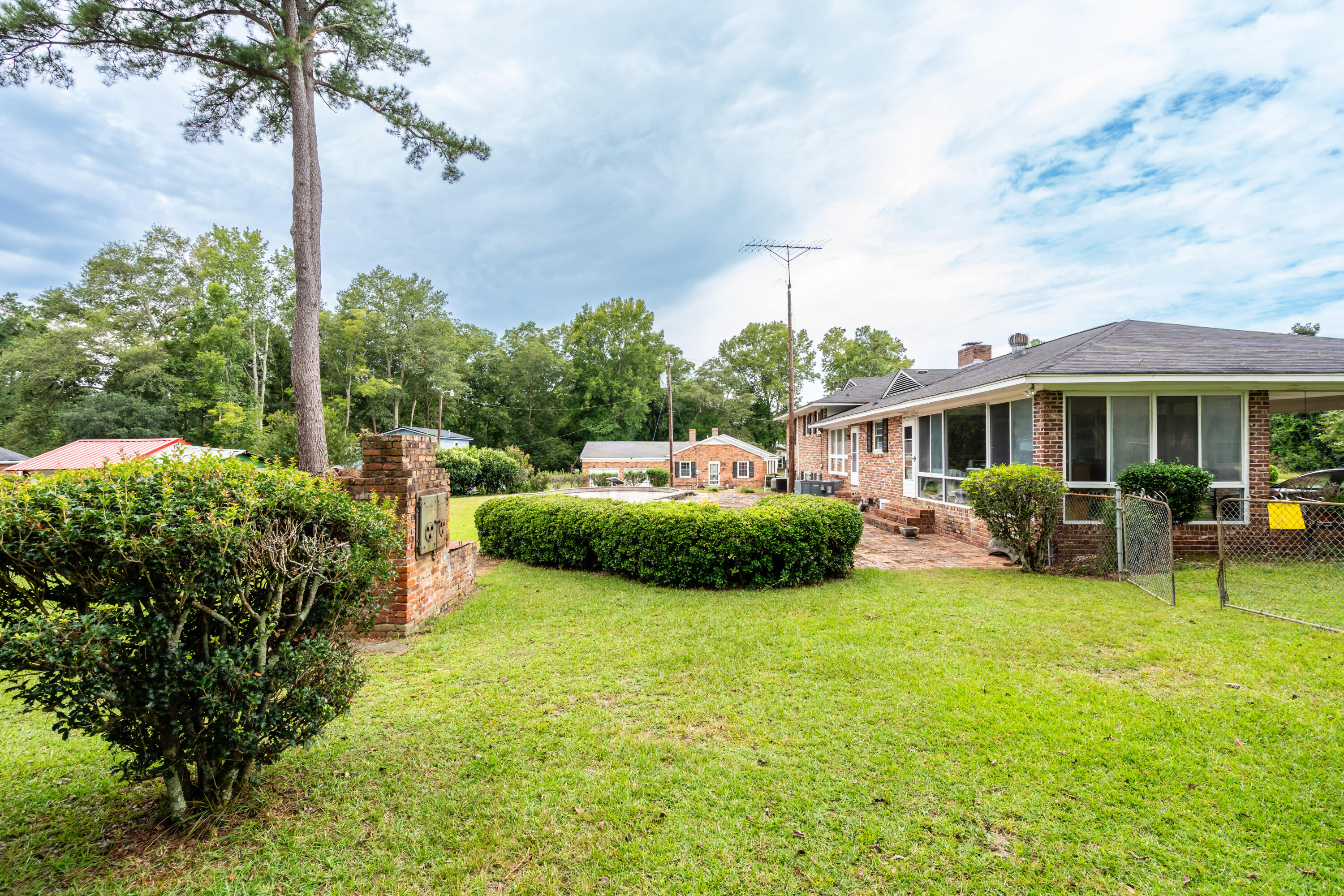 322 East Richards Street Denmark, SC 29042 - Photo 20 of 20