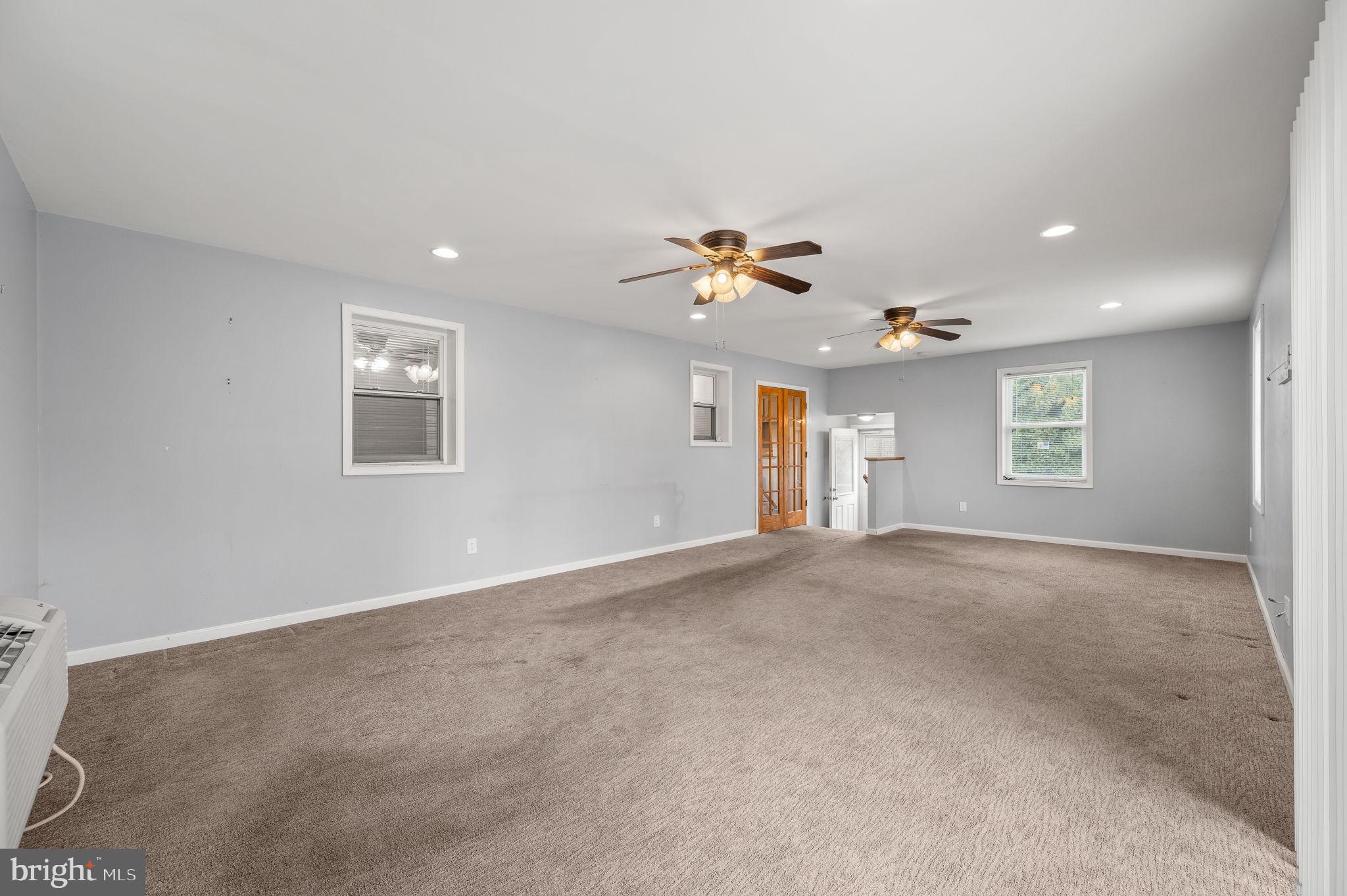 449 Claremont Road Springfield, PA 19064 - Photo 11 of 26 Family Room