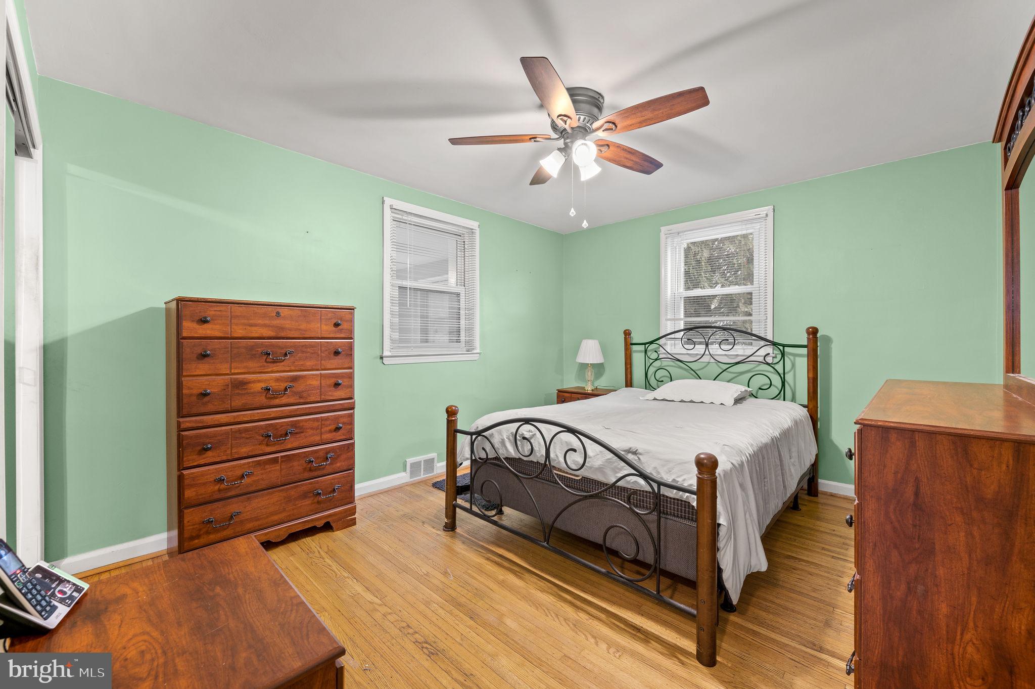 449 Claremont Road Springfield, PA 19064 - Photo 13 of 26 First Floor bedroom