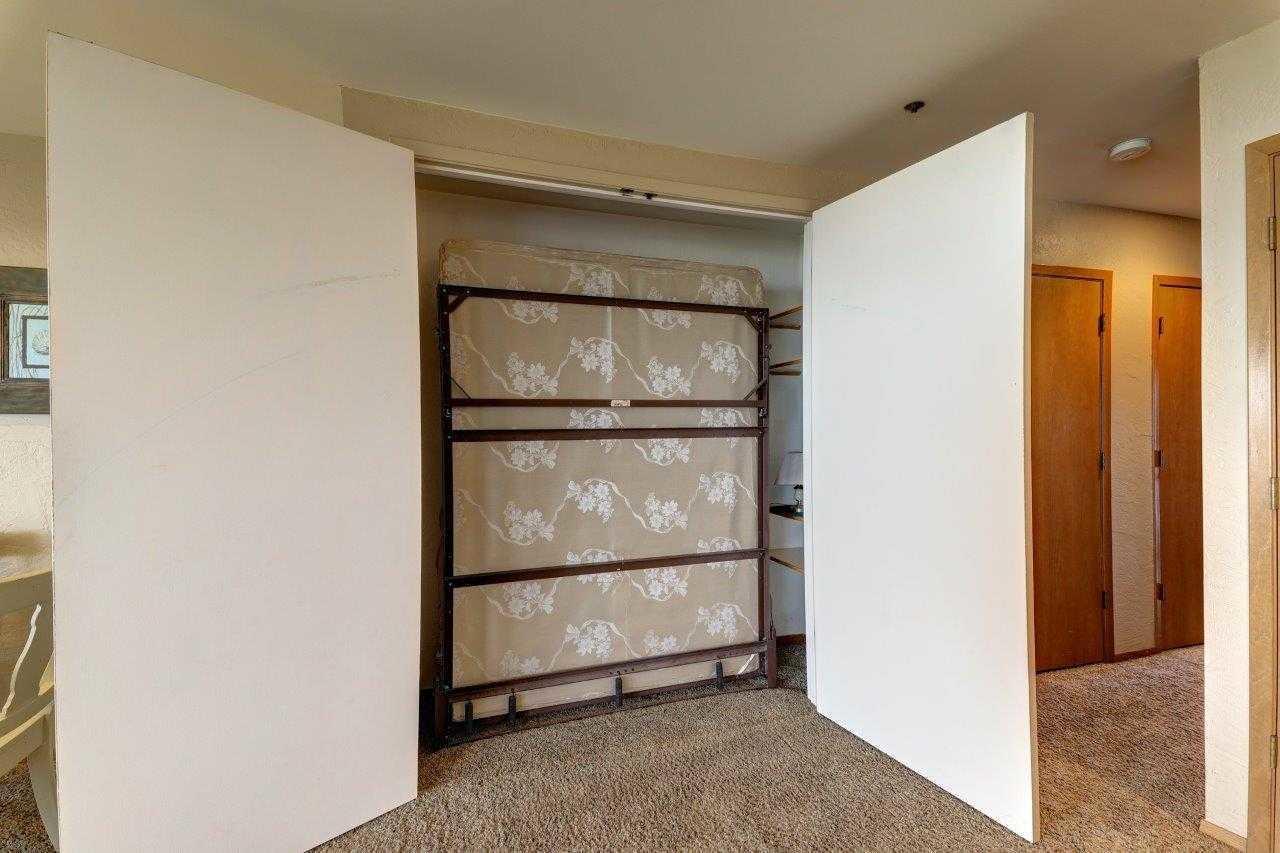 561 South Promenade Seaside, OR 97138 - Photo 14 of 35 Beach Club condo open Murphy bed