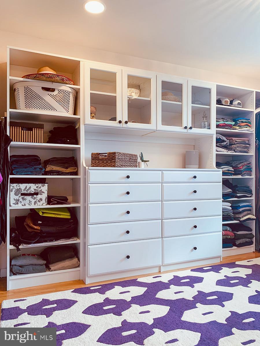 3301 Garrison Farms Road Pikesville, MD 21208 - Photo 18 of 41 Stylish storage solution for organized living.