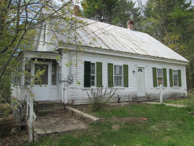 25 Old Portland Road Freedom, NH 03836 - Photo 2 of 25