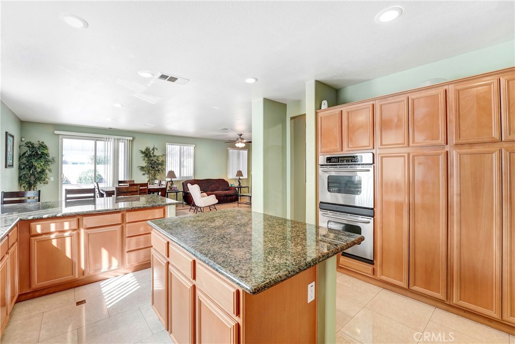 43903 Spring Street Lancaster, CA 93536 - Photo 8 of 26 Gallery Image 8