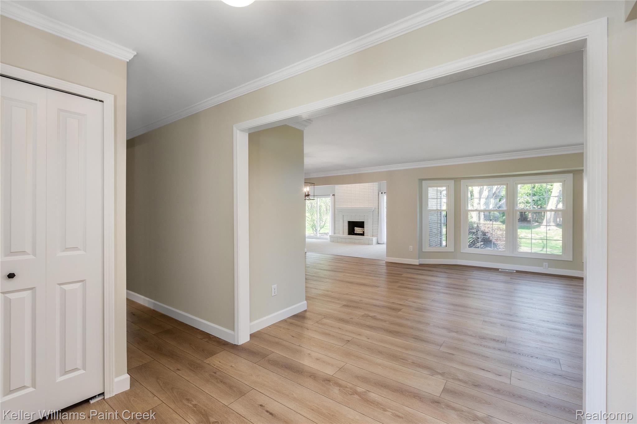 332 Lake Forest Road Rochester, MI 48309 - Photo 7 of 48 08-332 Lake Forest Rd, Rochester Hills, MI, 483090002.jpg