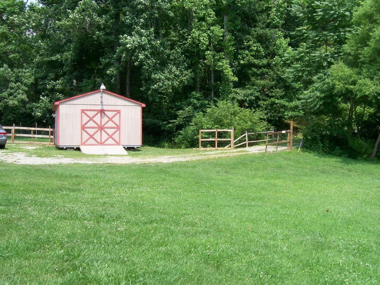 207 Farmington Road Hardy, VA 24101 - Photo 12 of 18 a garden view with a seating space