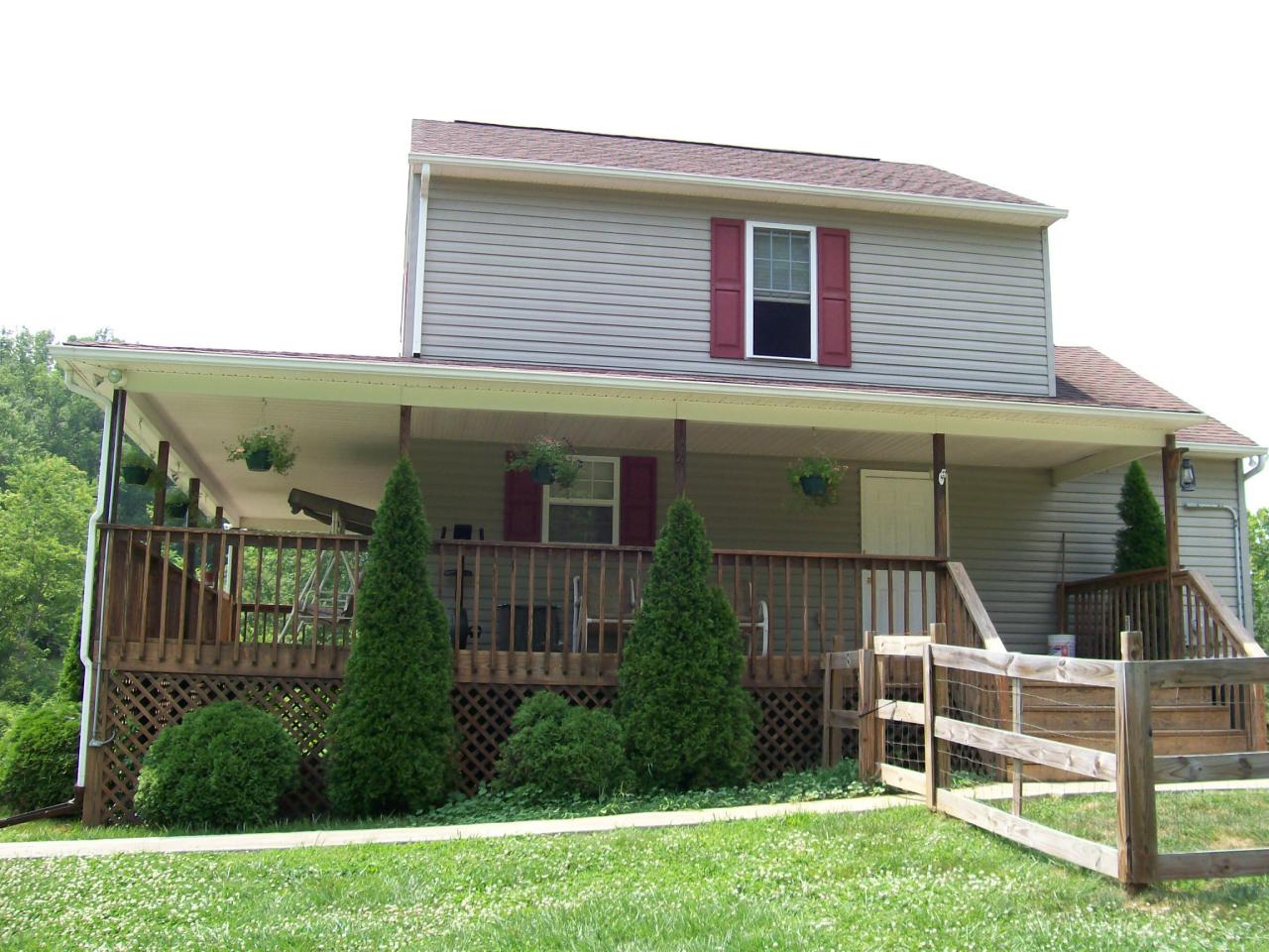 207 Farmington Road Hardy, VA 24101 - Photo 17 of 18 a view of a house with a yard and stairs